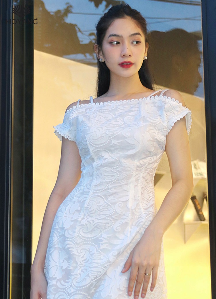 Các mẫu váy dự tiệc màu trắng TRẺ TRUNG đẹp nhất 2023