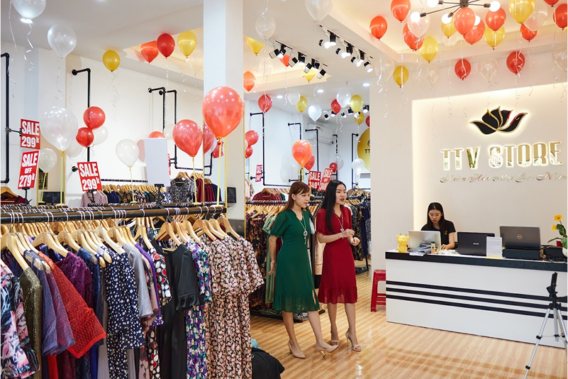 Shop đầm thiết kế trung niên TTV Store là cửa hàng có tiếng lâu năm tại TPHCM